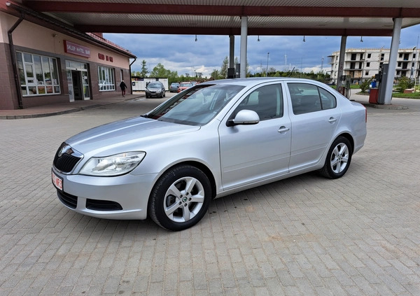 Skoda Octavia cena 22900 przebieg: 257000, rok produkcji 2011 z Szydłowiec małe 407